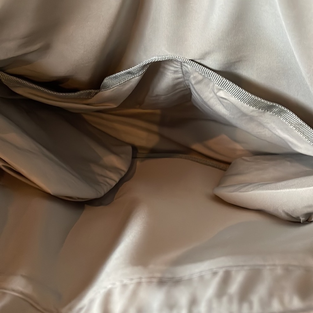 SOLD SOLD SOLD FRENCH STRIPED TOTE/DIAPER BAG W/ CHANGING PAD, ROOMY NWOT - Picture 5 of 8